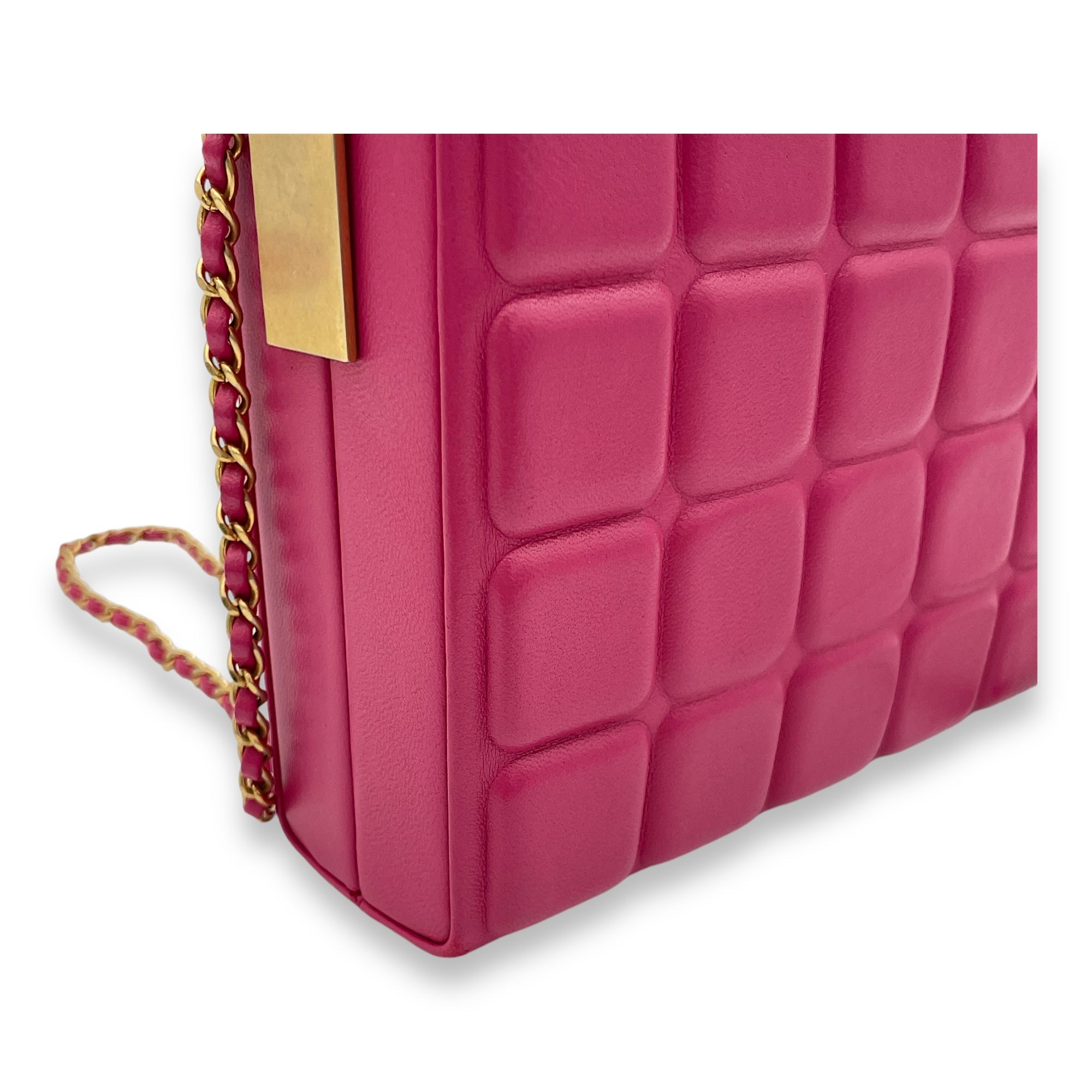 Choco Bar Pink Vanity Bag in Lambskin, Gold hardware - Image 9