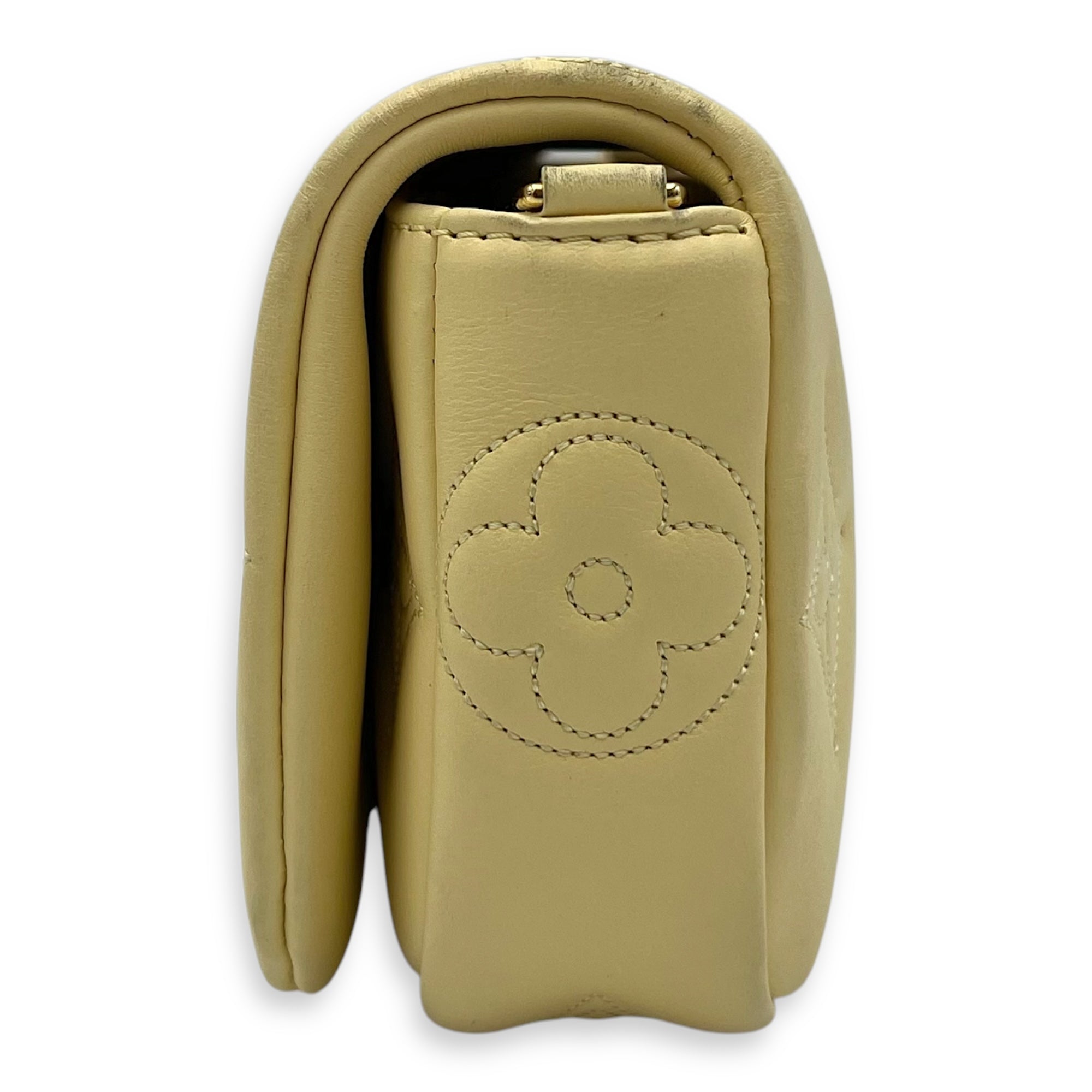 Bubblegram Wallet on Strap Yellow Crossbody Bag in Lambskin, Gold hardware - Image 4