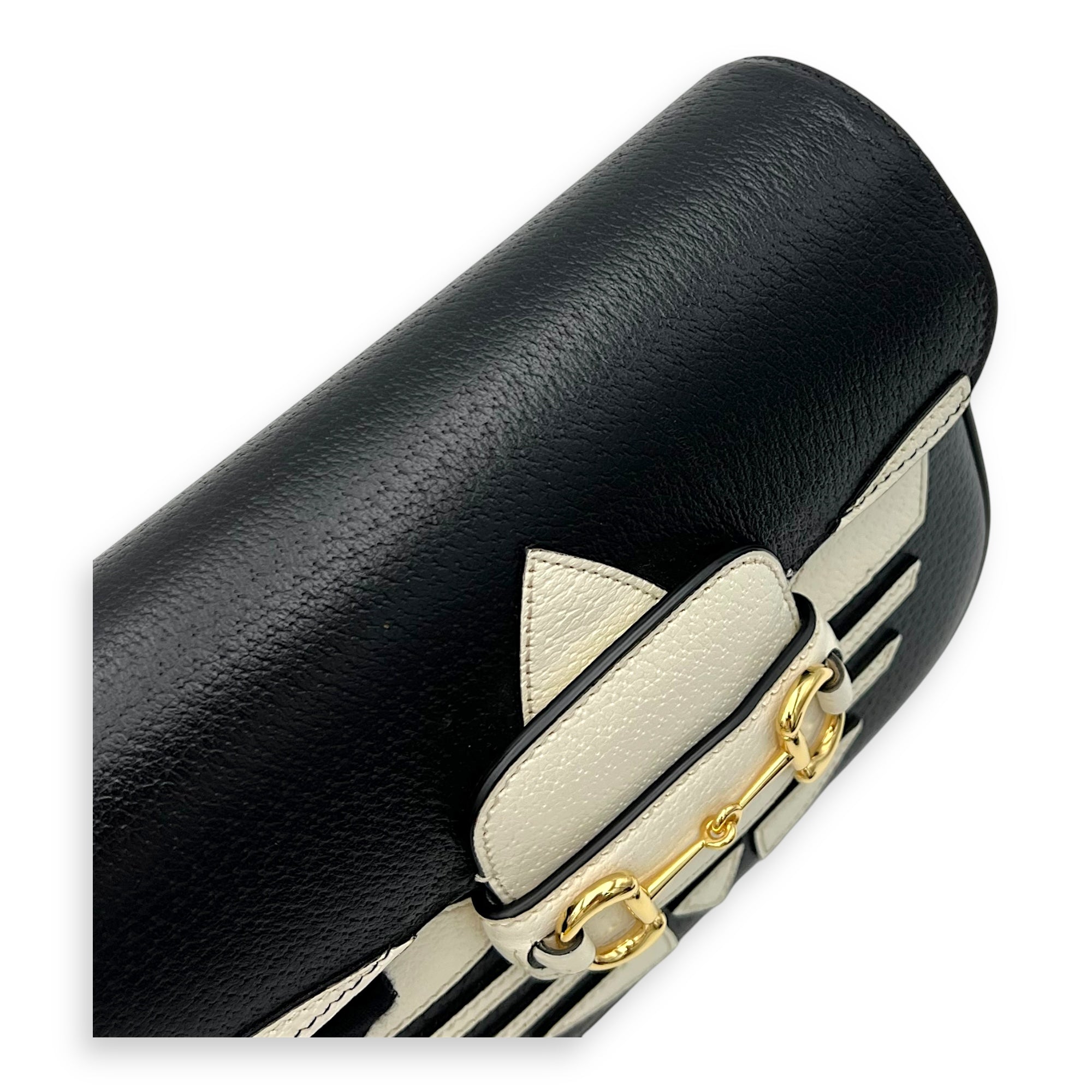 x Adidas Horsebit 1955 Black Shoulder Bag in Pigskin, Gold hardware - Image 8