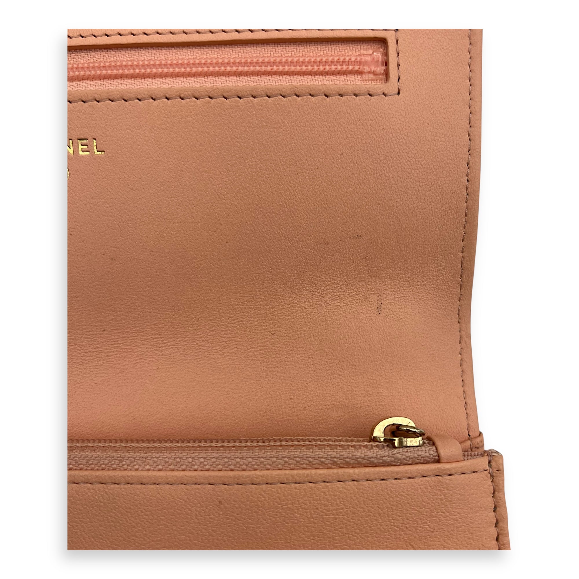 C19 Wallet On Chain Peach in Lambskin, Mixed hardware - Image 9