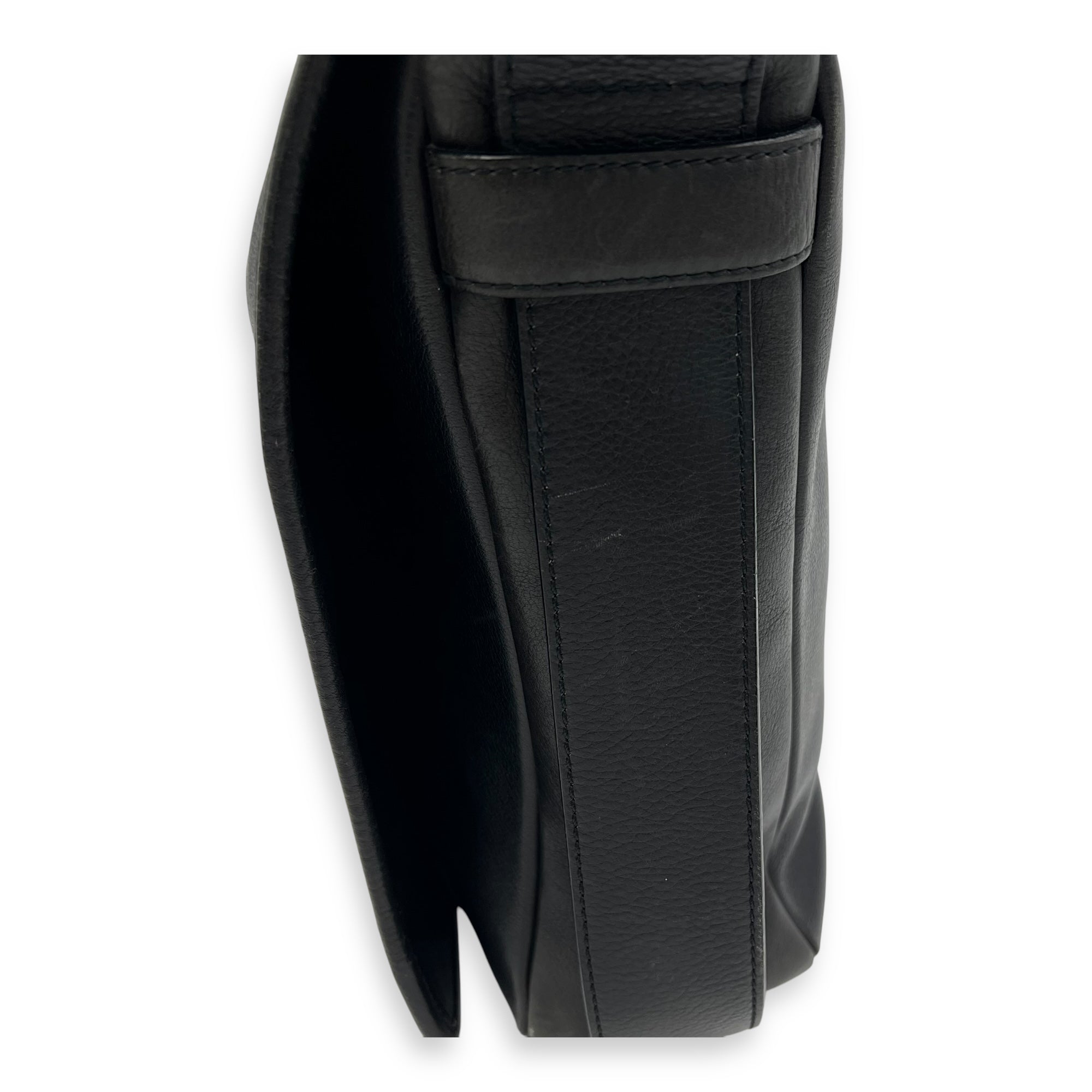 Vintage Crossbody Bag Black in Calfskin, Silver hardware - Image 13