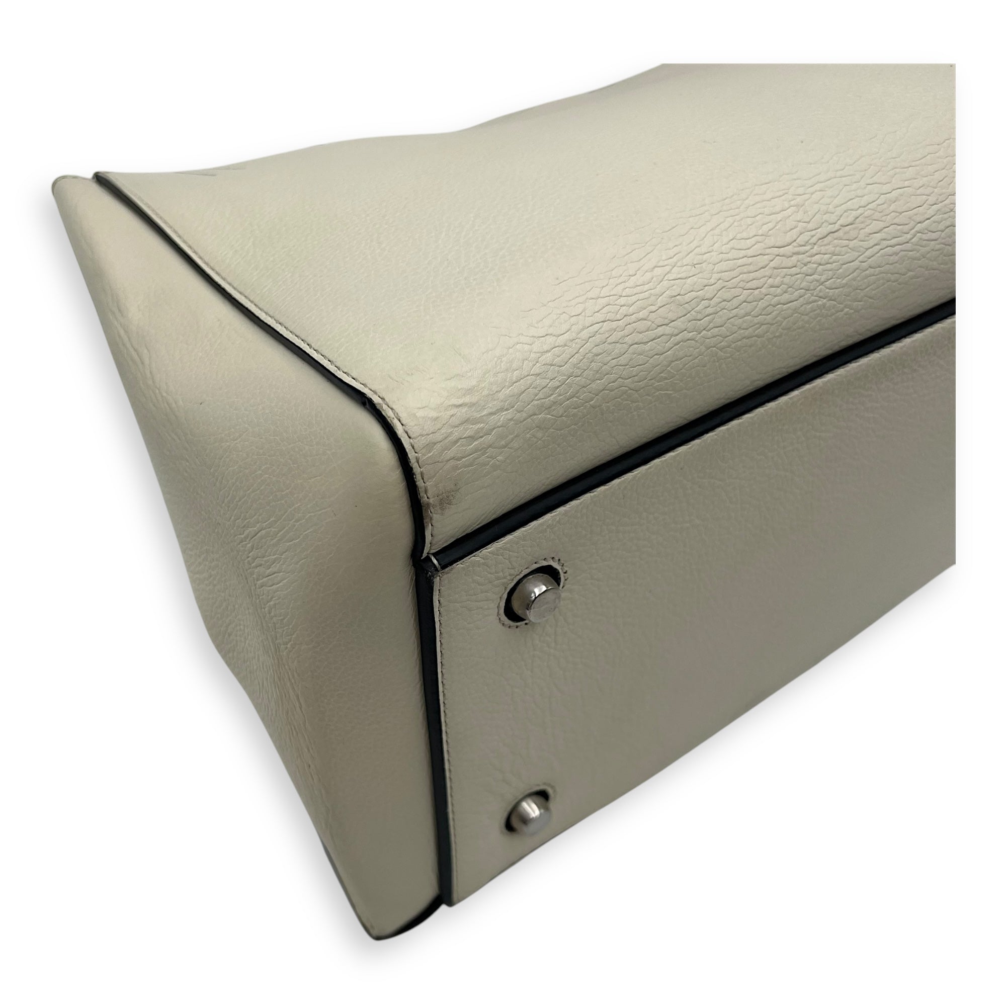 Edge Top Handle Bag White in Calfskin, Silver hardware - Image 9