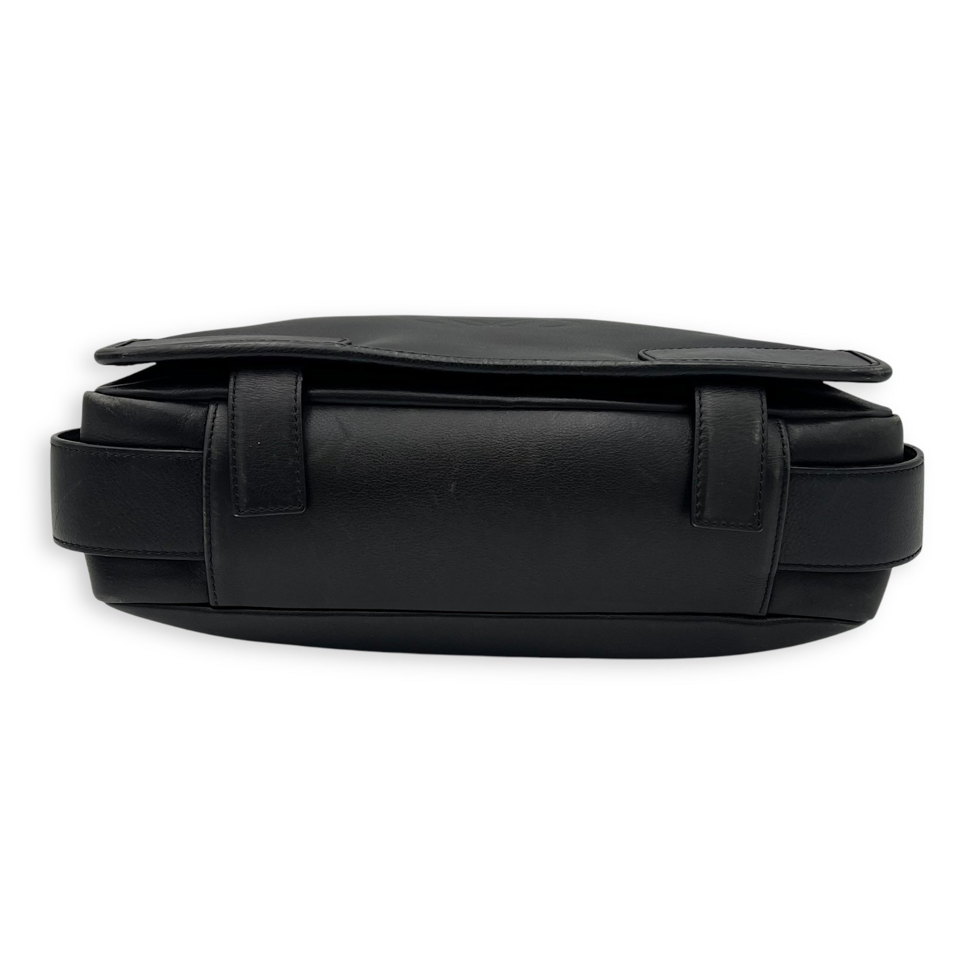 Vintage Crossbody Bag Black in Calfskin, Silver hardware - Image 6