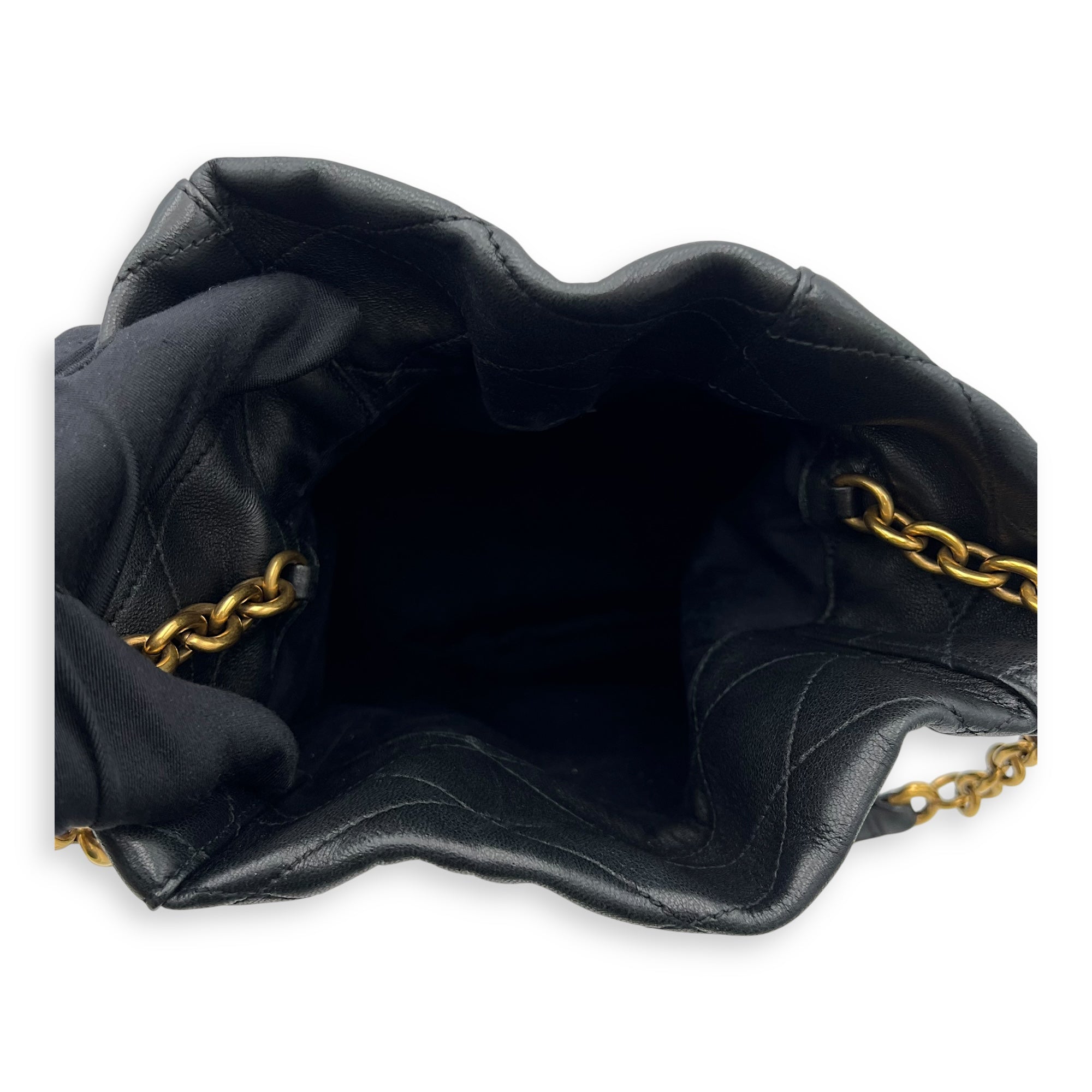 Le Mallion Bucket Bag Black in Lambskin, Gold hardware - Image 7