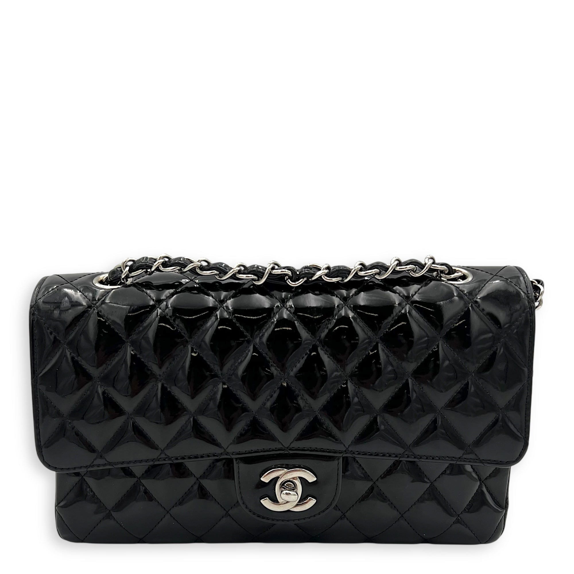 Classic Medium Black Shoulder Bag in Patent Leather, Silver hardware