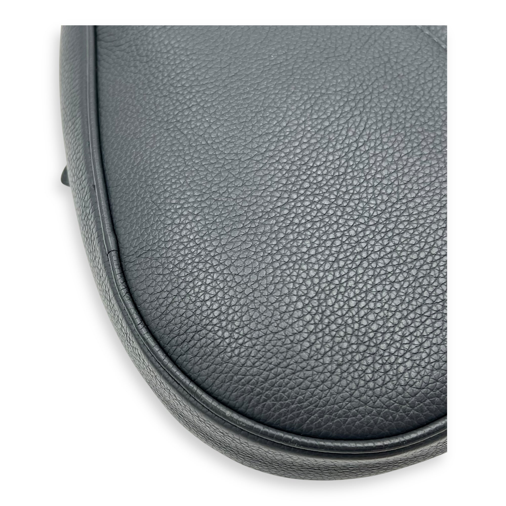 Saddle Crossbody Bag Black in Calfskin, Silver hardware - Image 8